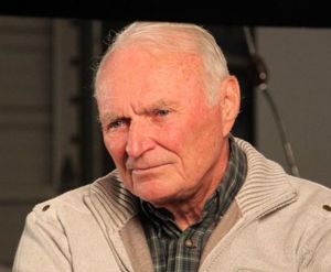 Hang Glider Inventor takes the Oswald Watt